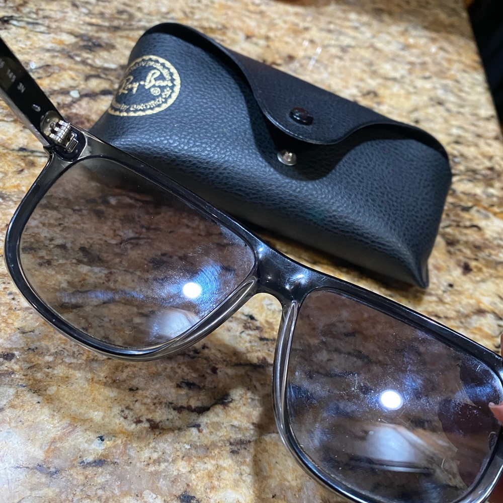 Raybans 4147 - Picture 6 of 9
